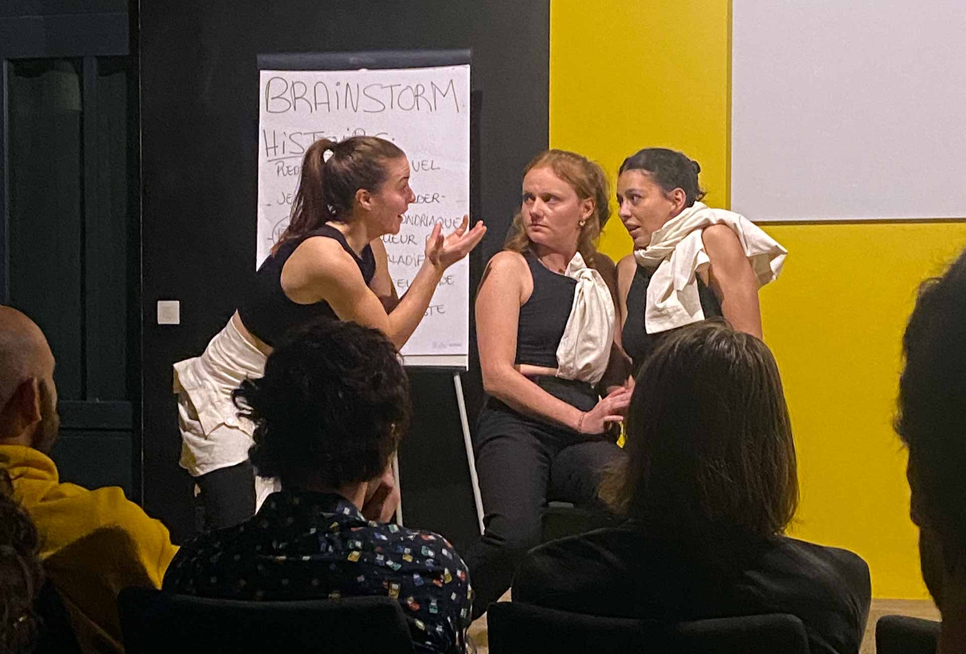 Salle de réunion Lyon et théâtre d'improvisation Forfait